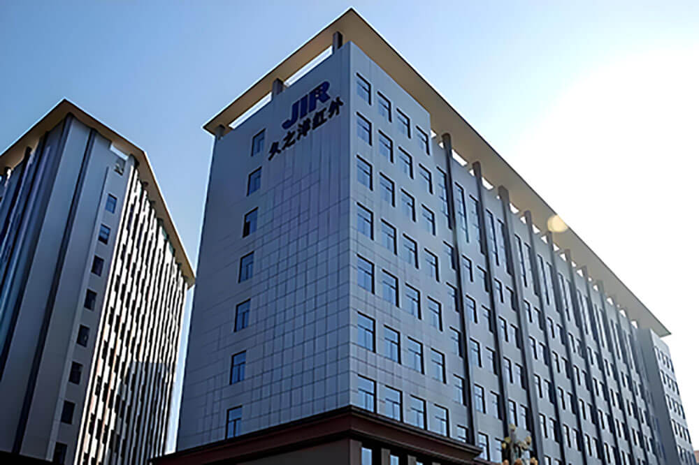 久之洋航空航天光学镀膜黄光千级洁净棚项目